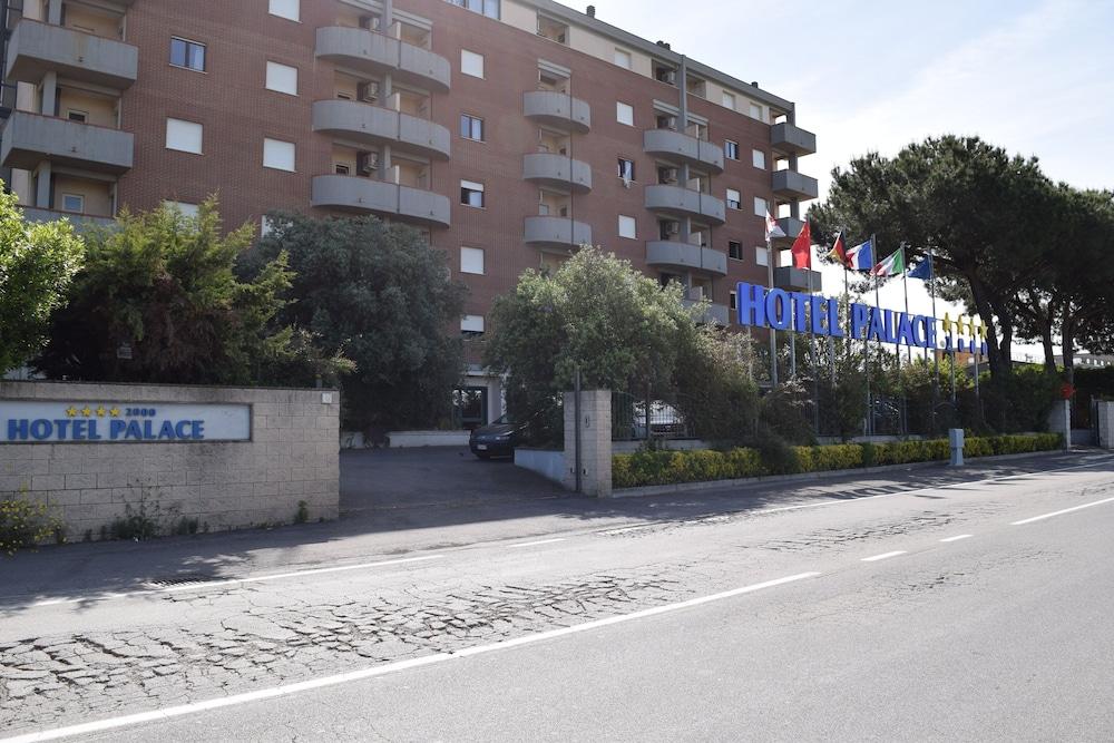 Hotel Palace 2000 Pomezia Esterno foto